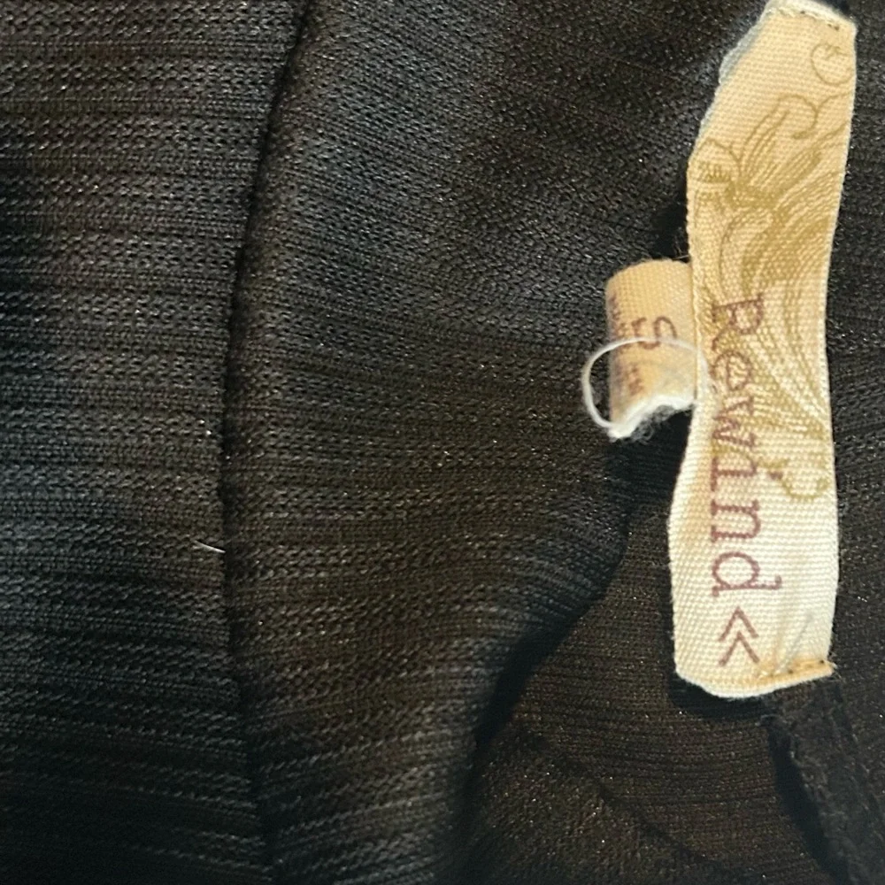 Rewind Black Elegant Cleavage Cutout Long Sleeve Bodycon Form Fitting Dress - Picture 8 of 8